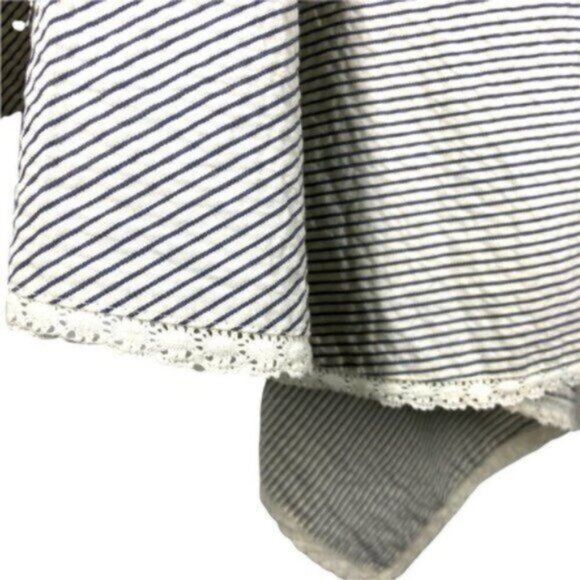 NWT LEITH | Asymmetrical Grey Stripe Pattern Button Skirt Size Small - Picture 7 of 8